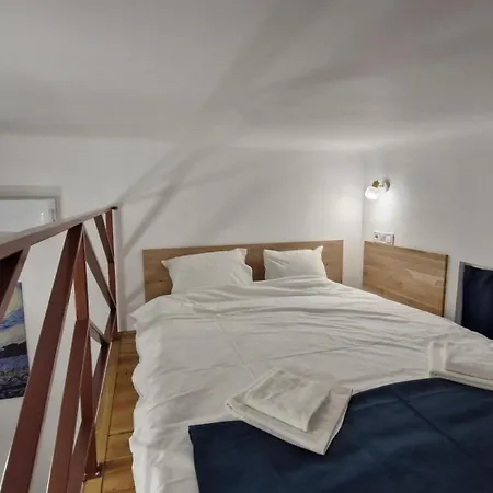 Cozy Old Town Eugen Carada Street *