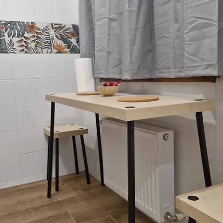 Cozy Old Town Eugen Carada Street Appartement