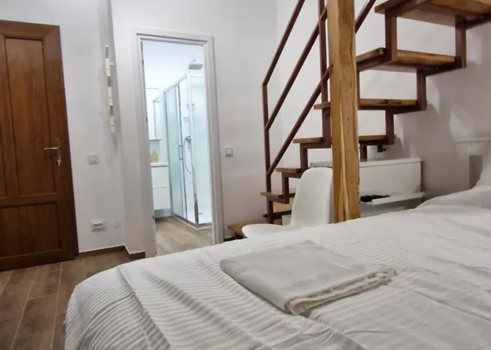 Cozy Old Town Eugen Carada Street Apartmán *