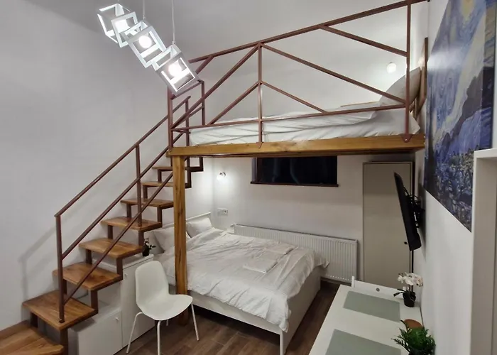 Cozy Old Town Eugen Carada Street Apartament